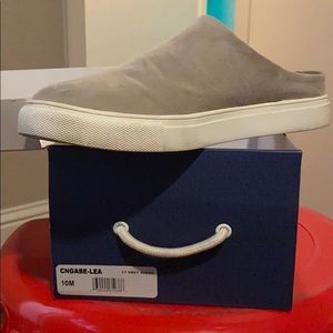 Lt grey suede Caslon slides.